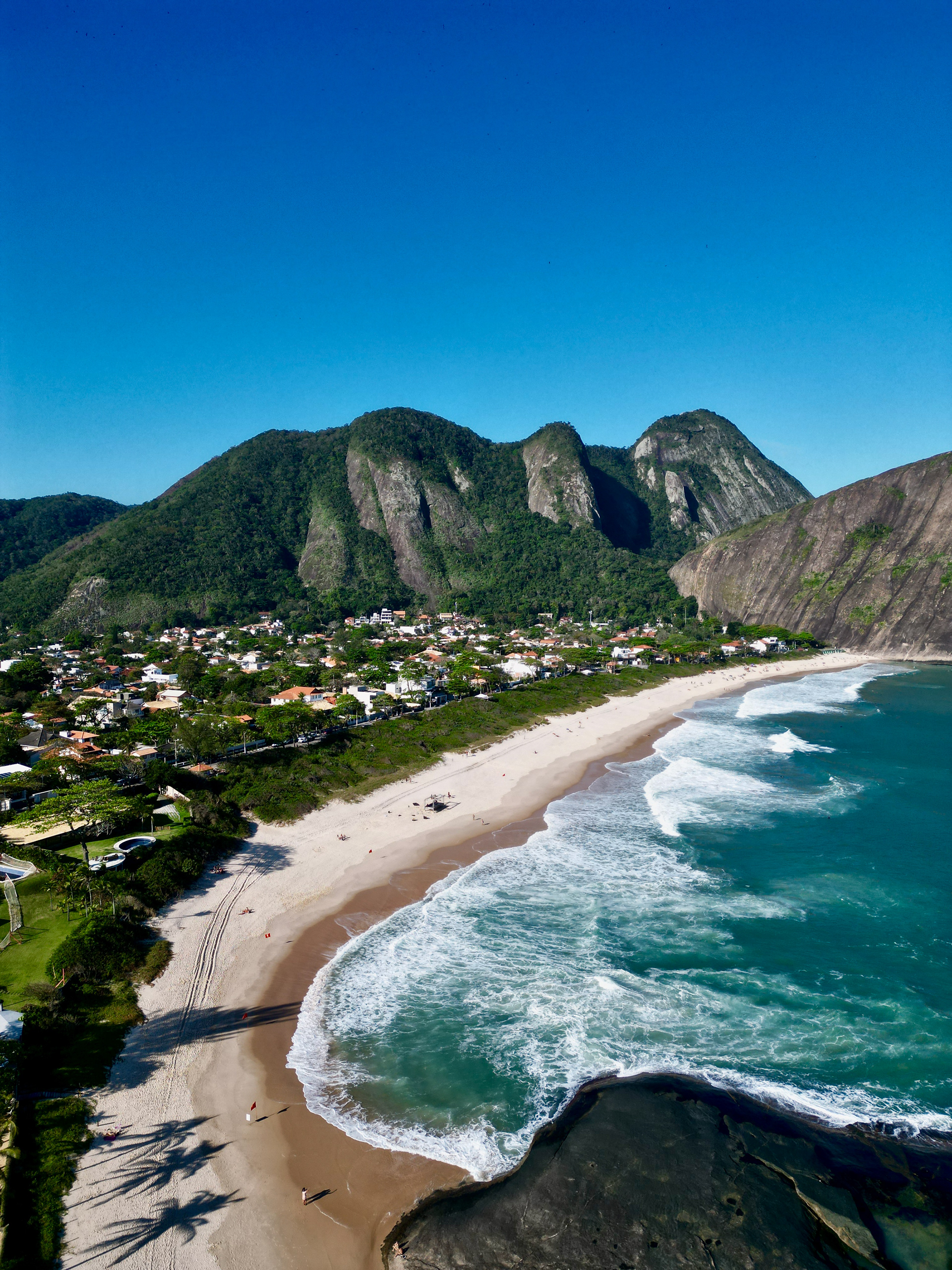Fotografia aérea de Itacoatiara — imagem 3